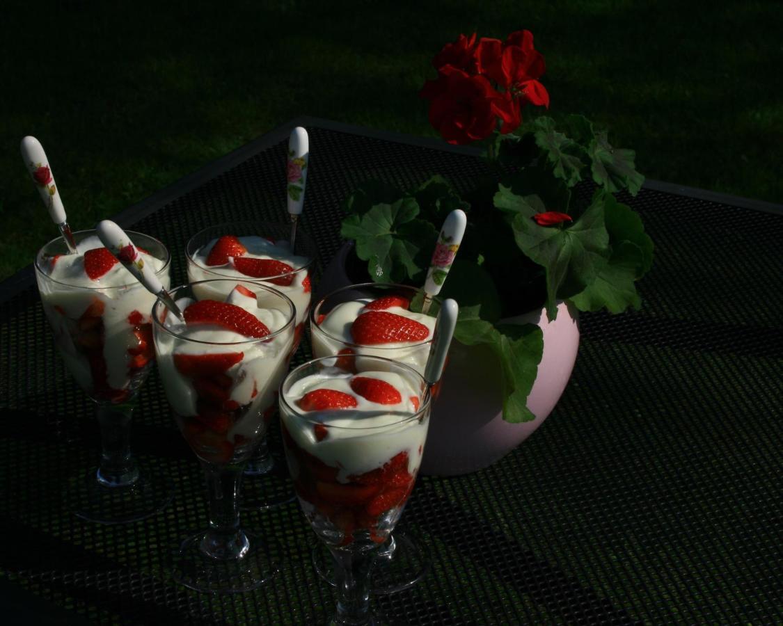 Zielone Okiennice Milki Luaran gambar